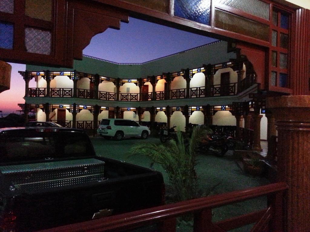 Masirah Hotel Hilf Exterior foto